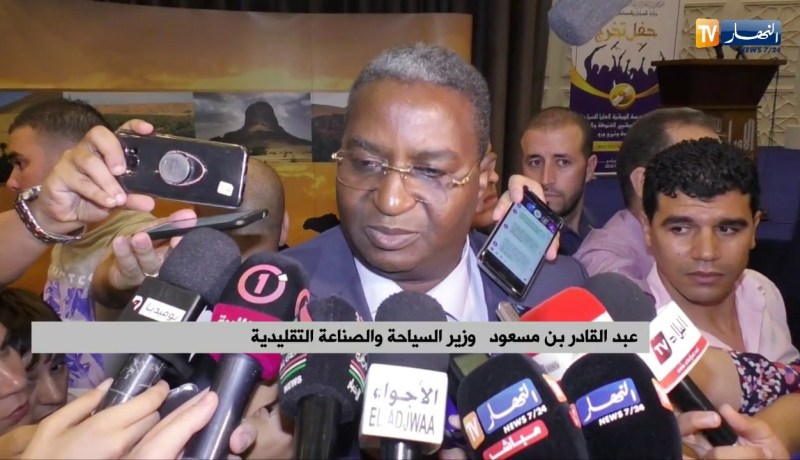 وزير السياحة: سنعيد الإعتبار للخدمة الفندقية