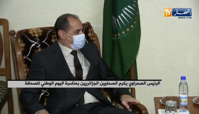 الرئيس الصحراوي يكرم الصحفيين الجزائريين بمناسبة اليوم الوطني للصحافة