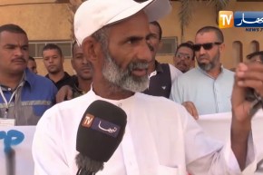 عمال مطرودون من شركة “جي تي بي” يحتجون امام مقر ولاية ورقلة مطالبين بالرجوع الى مناصبهم