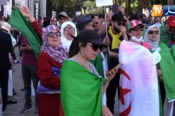 العاصمة: الجزائريون ينزلون للشارع في الجمعة 13 مطالبين برحيل رموز النظام