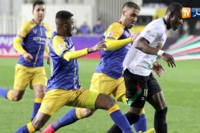 أيك أثينا يقدم عرضا رسميا للمولودية من أجل ضم “دينغ” مقابل نصف مليون أورو