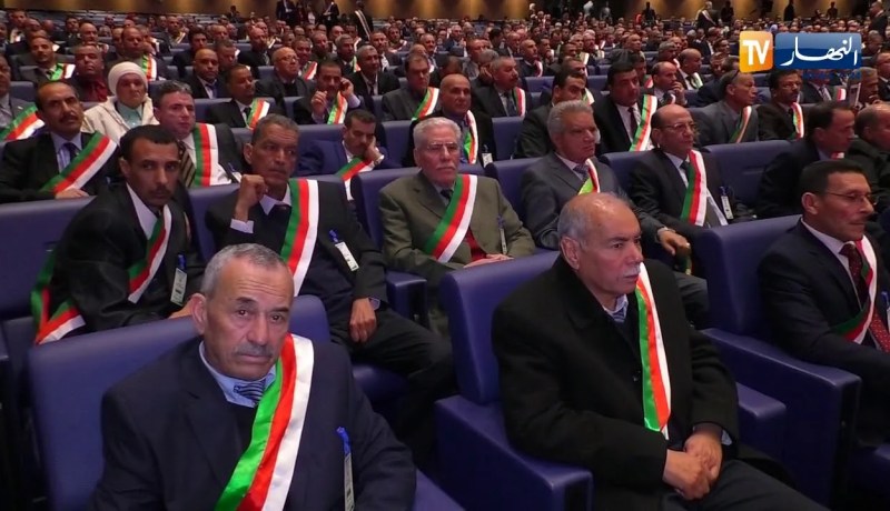 سياسة: أويحيى.. أنا مع الرئيس إذا أراد الترشح لعهدة خامسة ولا وجود لصراع داخل الحكومة