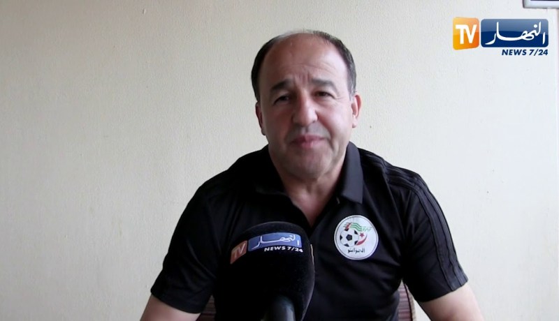 مدان : ” المنتخب ديالنا ولازم نساندوه وان شاء الله نكونو في حسن ظن الجزائريين !! “