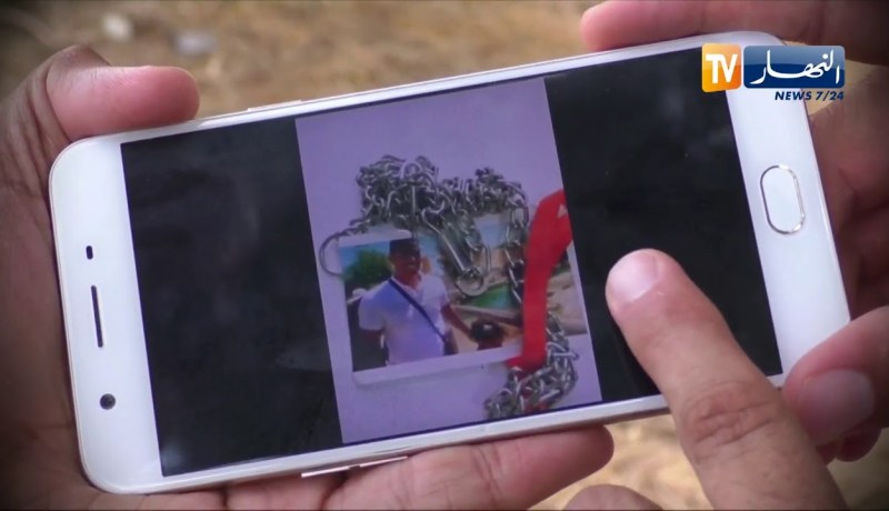 هكذا يفك السحر والطلاسم المدفونة في المقابر