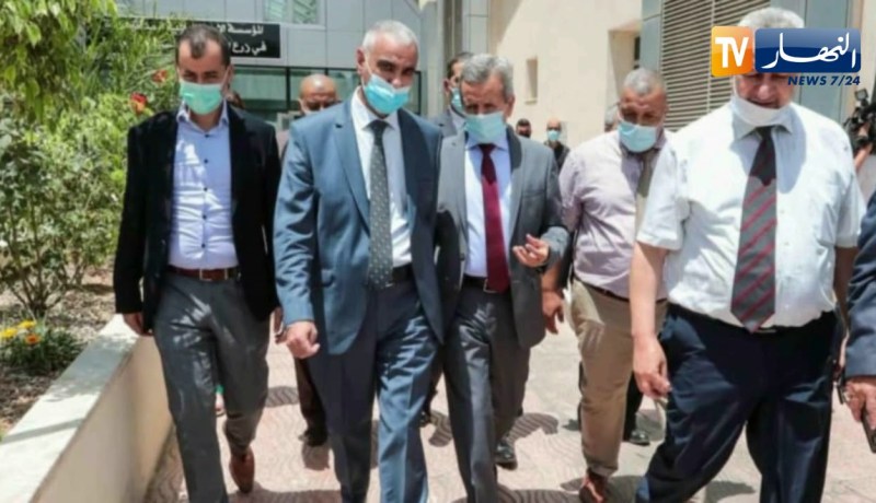 البليدة: وزير الصحة يفند الإشاعات المتداولة حول إستقالة بعض الأطباء