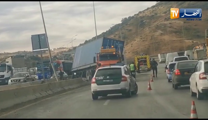 البويرة:  حادث مرور على مستوى نفق الجباحية