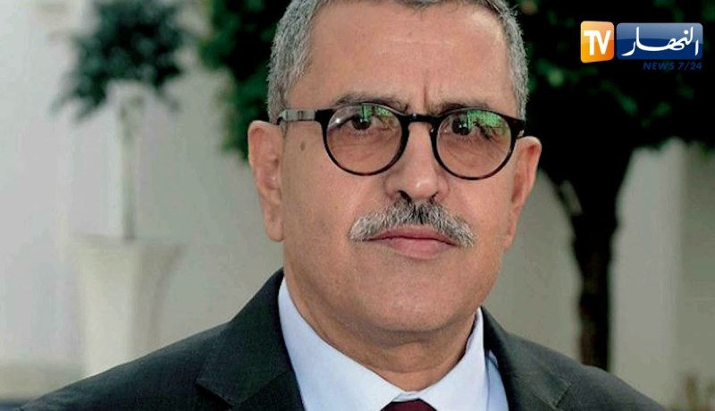 الوزير الأول عبد العزيز جراد في زيارة تفقدية إلى ولاية تندوف