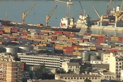 بندقيتا «كارابيلا» و4 بنادق صيد تطيح بـ6 جمركيين بميناء الجزائر في قضية رشوة!