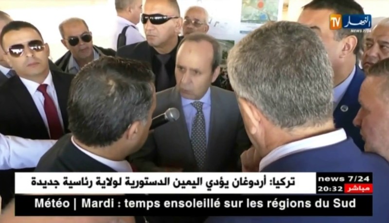 حسبلاوي يأمر بسحب الإعتماد من موزعي الأدوية المتسببين في تذبذب الوفرة