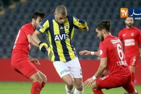 سليماني: سأواصل تسجيل الأهداف بعدما تجاوزت المرحلة الصعبة