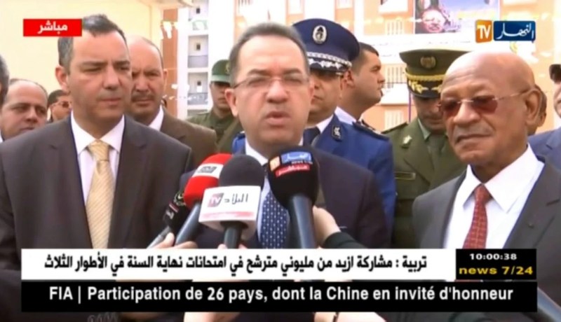 وزير العمل: “سامحونا رانا طولنا عليكم”