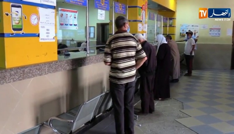 بريد الجزائر : تعليق سحب الأموال للأشخاص المعنويين لتسهيل سحب أجور المواطنين