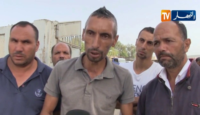 سكيكدة: وقفة إحتجاجية للعمال المهنيين لبلدية عزابة