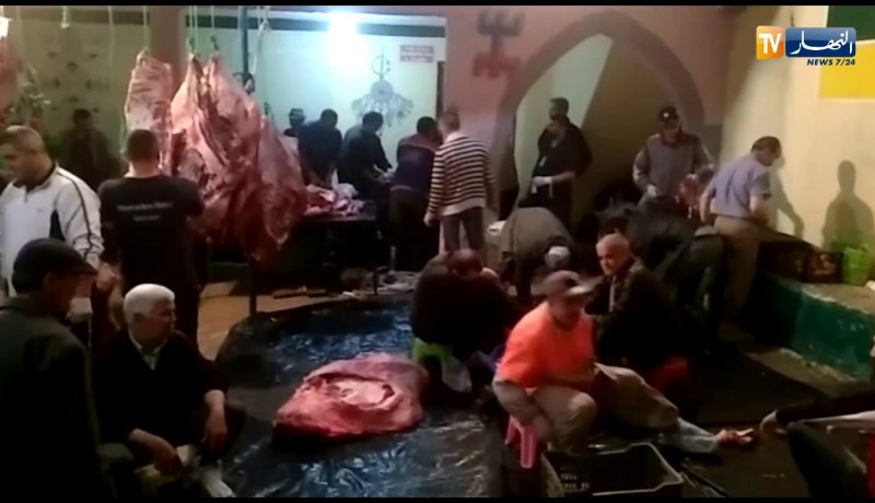 عرش “آيت أومالو” بتيزي وزو ينظم “الوزيعة” قبل العيد