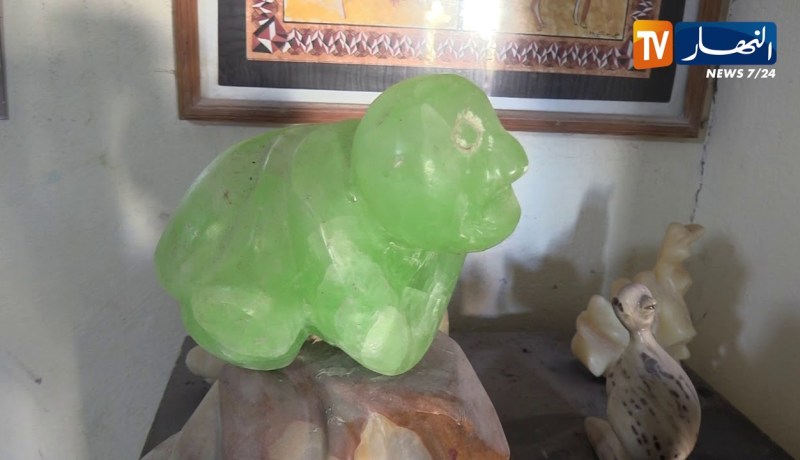 فن/ “النحت على الرخام”…هكذا يحول “يونس” الحجر لتحف فنية