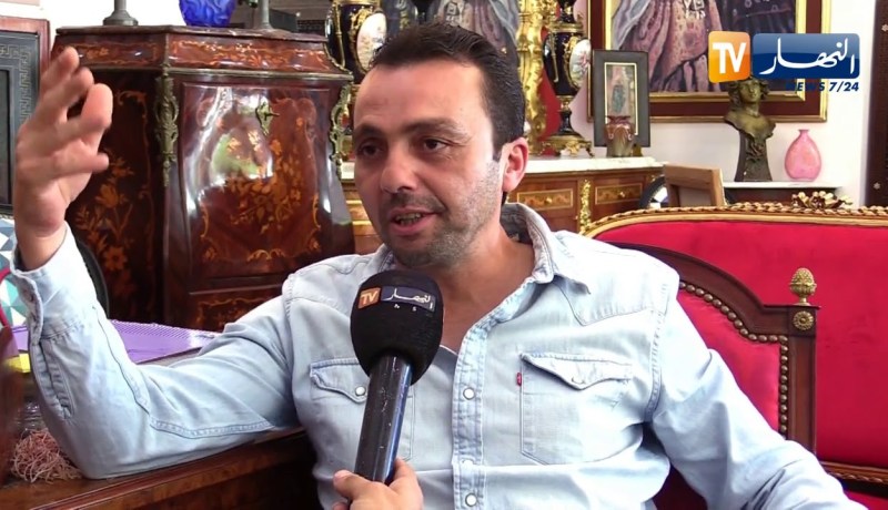 مجتمع: قطع و تحف أثرية.. رحلة عبر الزمن في محل السيد جعفر