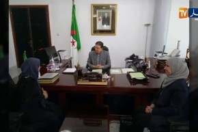 والي مستغانم يستقبل السيدة “فاطمة” بمكتبه بعد إهانتها ووعد بالتكفل بها