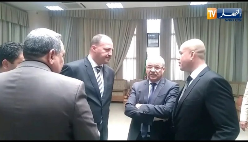 حطاب يستقبل بقميص الشبيبة بتيزي وزو