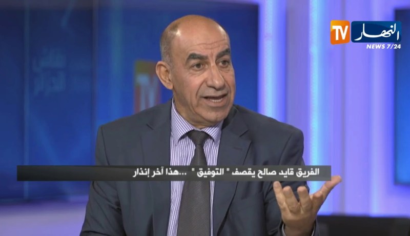 محمد عصماني يقصف قيادي في الأفلان..أنتم رشحتم بوتفليقة..والأخير يرد
