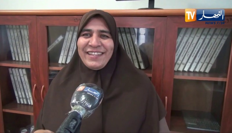 ميلة: زهية بن قارة .. قصة إمرأة حديدية تشغل منصب رئيس بلدية الشيقارة