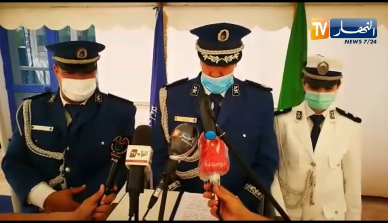 المفتش الجهوي لشرطة الغرب يقوم بتدشين المقرات الأمنية على مستوى ولاية النعامة