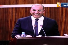 شاهد الوزير زعلان نسى روحو وظن نفسه في المجلس الشعبي الولائي