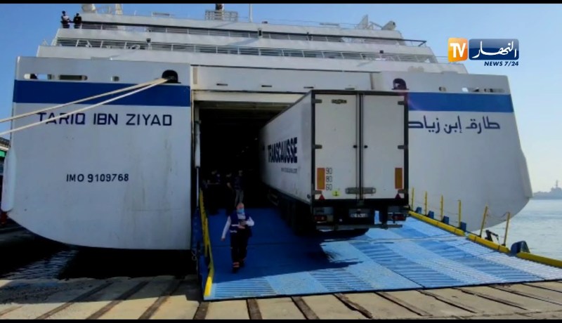 العاصمة:انطلاق أول رحلة لنقل السلع وسيارات أبناء الجالية عبر المؤسّسة الوطنية للنقل البحري للمسافرين
