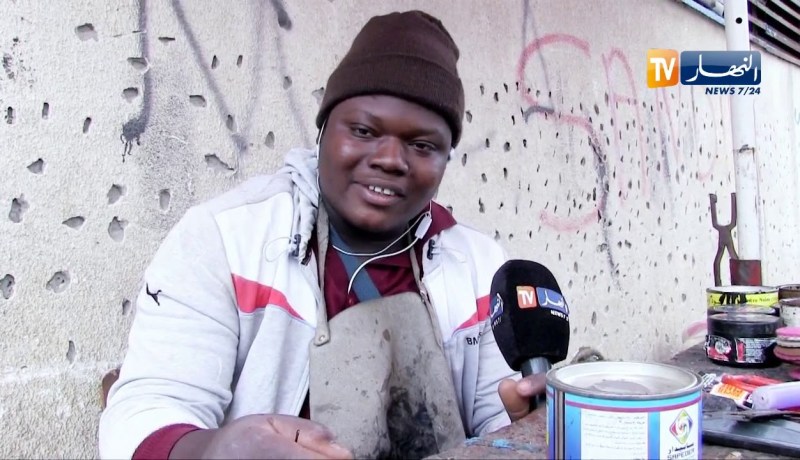 محمدو إدريسو كوليبالي.. إسمافي”لاجئ من مالي” يسترزق في الجزائر