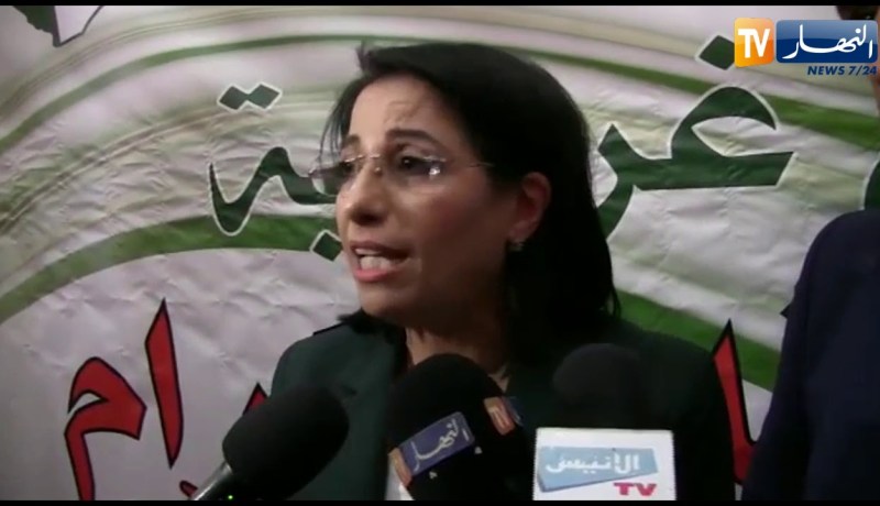فاطمة الزهراء زرواطي: الجزائريين ليس لهم أرض غير الجزائر