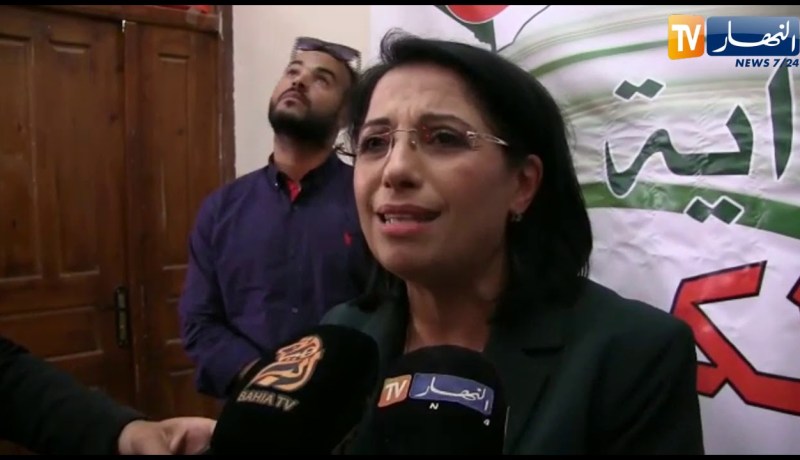 فاطمة الزهراء زرواطي: المنصات التى تعمل على التشكيك في الدستور تقوم بعمل غير مقبول