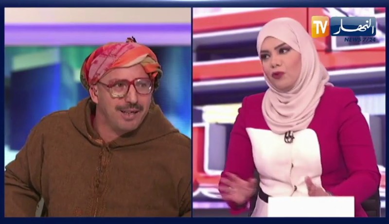 الشيخ النوي يقتحم بلاطو قناة النهار ويلقي قصيدة على المباشر