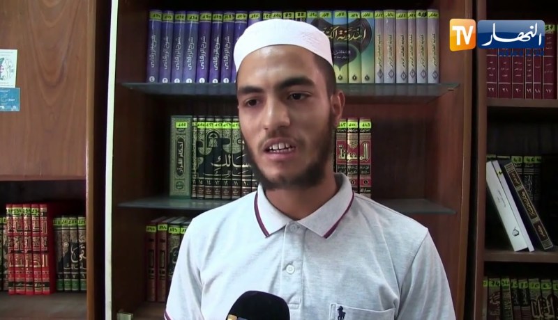 غرداية : مسابقة لإختيار فارس القرآن..الشاب الحاج سعيد يونس يبهر الجميع