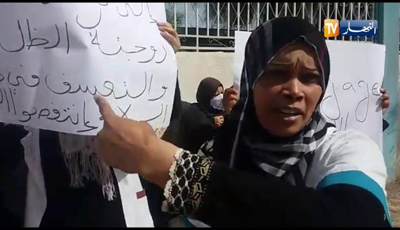 الوادي: القابلات والممرضات يطالبن برحيل رئيسة المصلحة دار-الولادة