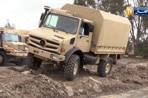 شاهد..قوة الشاحنات الخاصة بالجيش الشعبي الوطني من نوع “مرسيدس”