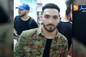 تقديم المشتبه فيه في قتل الطالب” أصيل بلالطة” أمام وكيل الجمهورية بمحكمة بئر مراد رايس