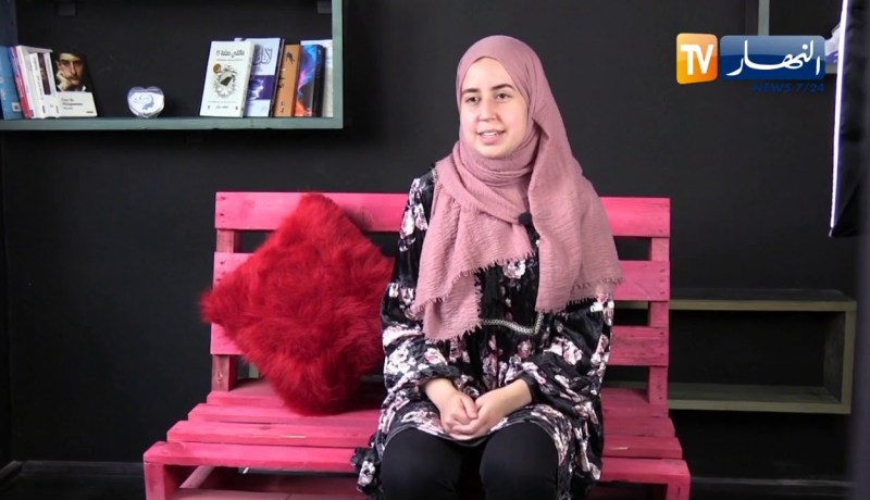 أرشدني”..  مبادرة طلابية للتعريف بالتخصصات الجامعية لصالح الناجحين الجدد”