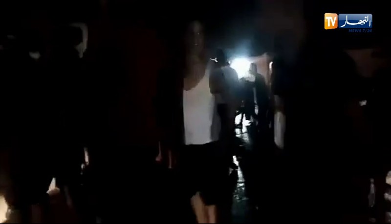 غرداية:  احتراق حافلة لنقل المسافرين خط العاصمة ورقلة بمحطة بريان