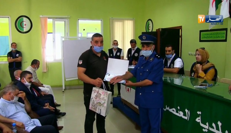 جيجل: تكريم عمال النظافة عرفانا بمجهوداتهم وللرفع من معنوياتهم