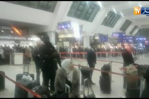 مضيفو الجوية الجزائرية في إضراب مفتوح عن العمل