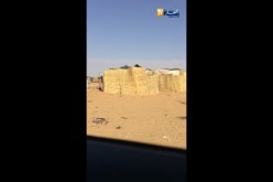 شاهد…هنا تباع السلع المهربة من الجزائر فيما وراء الحدود الجزائرية الجنوبية