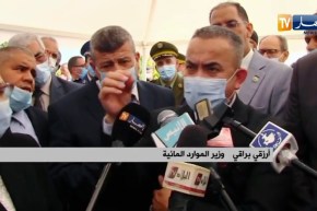 وزير الموارد المائية يمنح لولاية النعامة حق الإستفادة من مشروع الشط الغربي