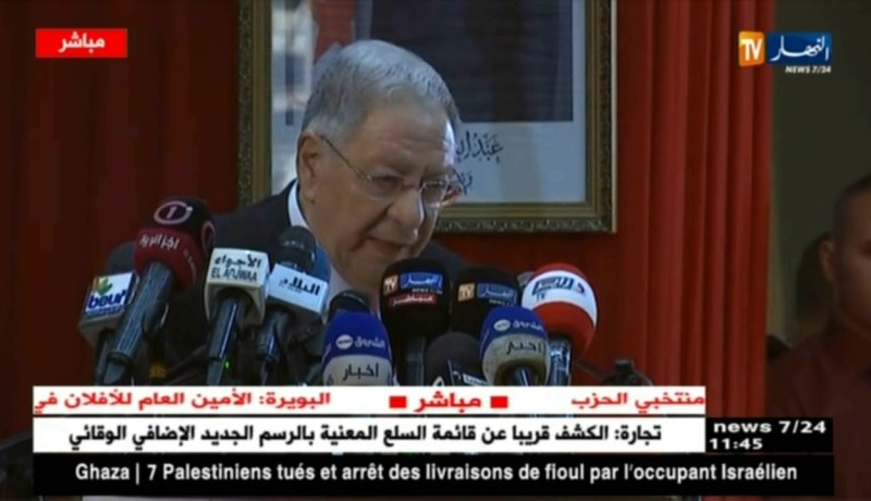 ولد عباس: مايحدث في الغرفة السفلى للبرلمان قضية داخلية بين النواب والرئيس