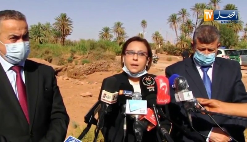 النعامة: وزيرة التضامن تشرف على إنطلاق القافلة التضامنية لمناطق الظل