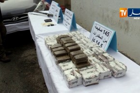 العاصمة: المصلحة الولائية للشرطة توقف شبكة إجرامية مختصة في الإتجار بالمخدرات