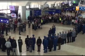 دقيقة صمت في مطار هواري بومدين الدولي ترحما على أرواح الشهداء !!