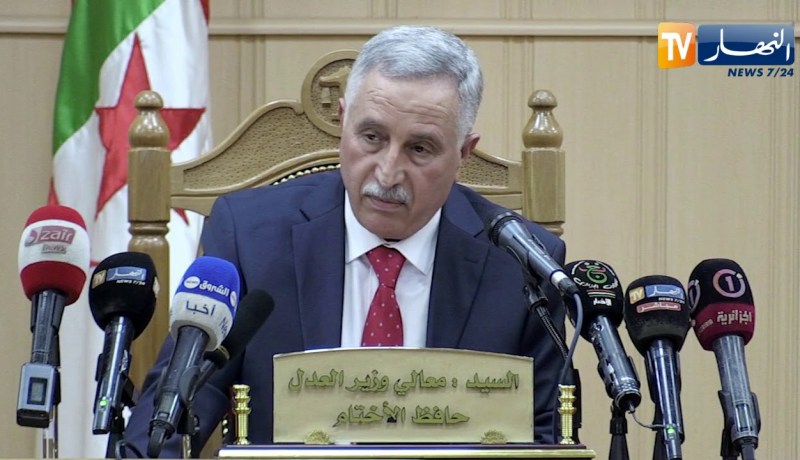 وزير العدل: “توقيف الجناة وإحالتهم على القضاء بالتعاون الدولي إن إقتضى الأمر”