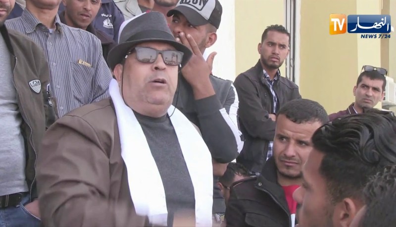 الوادي: مناظرة سياسية على هواء الطلق لتحديد مسار الحراك