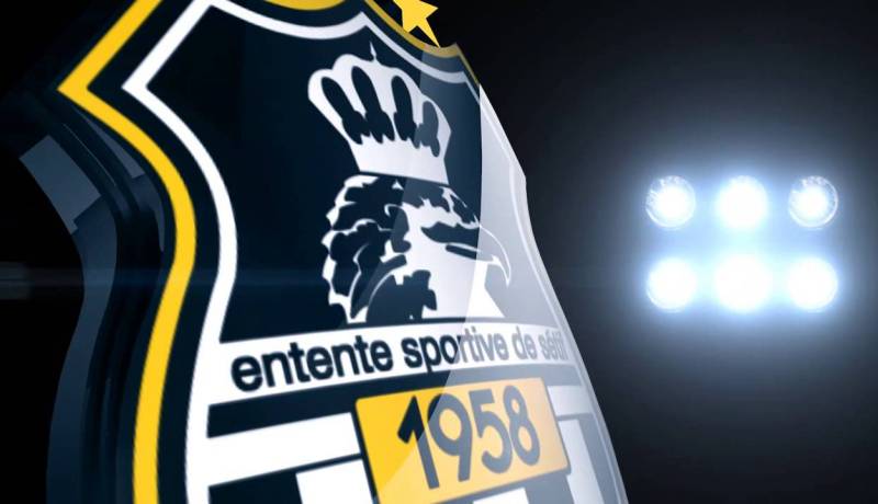 إدارة وفاق سطيف تنفي وجود مشاكل داخل بيت النادي