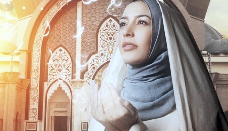 المغربية جنات تتجه للإنشاد الديني في رمضان