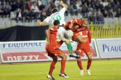 ''معركة الجزائر'' تنتهي بدون فائز، ''الشناوة'' ثاروا على الجميع وبيشاري في قفص الإتـهــام